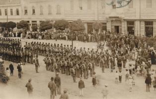 1916 Tapolca, búcsúzó katonák, photo