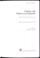Christian Lamparter: Fahren mit Pferd und Kutsche. Eine Anleitung für den Freizeitfahrer. Frankfurt/...