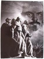 1968 Végh Elek: Az eszme él. Vintage fotómontázs, kartonra kasírozva, 30x40 cm