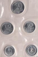 1977. 2f-10Ft 9klf "Magyar Népköztársaság" forgalmi érméi méregzöld műbőrtokban T:1