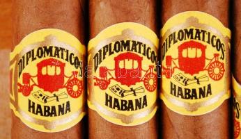 Egy híján komplett 23 db-os kubai szivardoboz / BOx with 23 Cuban cigar