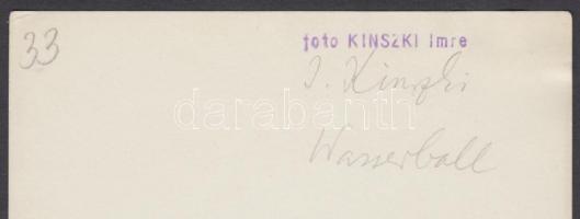 cca 1935 Kinszki Imre (1901-1945): Vízilabda. Vintage fotó, hátoldalán szerzői pecséttel és szignóva...
