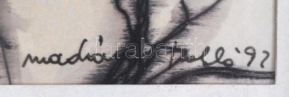 Macskássy Izolda (1945-): Krisztus a kereszten. Vegyes technika, selyem kartonra kasírozva, üvegezet...