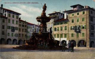 Trieste square, fountain (EK)