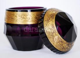 Moser jellegű lila bonbonier, jelzés nélkül, hibátlan, sav maratott aranyozott díszítéssel, m:14 cm/...