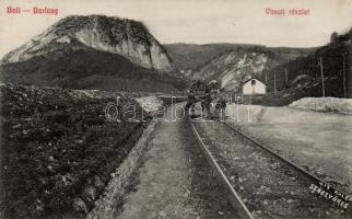 Boli-barlang, railroad