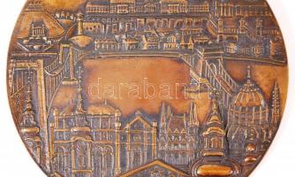 Csontos László (1925): Budapest. Bronz falidísz / Budapest bronze ornament d:20 cm