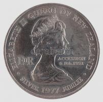 Nagy-Britannia 1981. 25p "Lady Diana és Károly herceg" + New Zealand 1977. 1$ "II. Er...