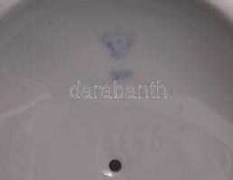 Porcelán, jelzett arató pár /
Porcelain, marked, reaper pair 26cm