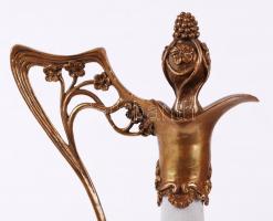 Kézzel festett, fajansz karaffa szecessziós stílusú bronz füllel, talppal, kiöntővel és dugóval, &qu...