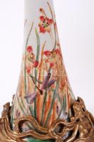 Kézzel festett, fajansz karaffa szecessziós stílusú bronz füllel, talppal, kiöntővel és dugóval, &qu...