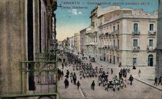 Taranto, Corso Umberto, military march