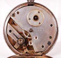 cca 1880-1890 Növényi arabeszkkel díszített, ezüst (Ag) tokos, kulcsos zsebóra 800-as tisztaságú svá...