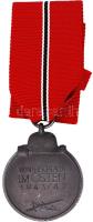 Német 3. Birodalom 1942. "Keleti Front Medál" cink kitüntetés szalaggal eredeti adományozói zacskóban C:1- German Third Reich 1942. "Medal for the Winter Battle in the East - Eastern Front Medal" zinc decoration with ribbon in original bag C:AU