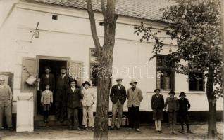 1942 Csurog, ironware shop, photo