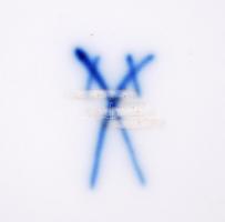 Két kardos jelzéssel, áttört kis tálka, matricás, hibátlan, d:15 cm