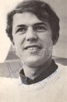 Adamo dedikált fényképe