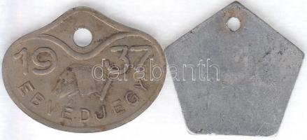 1937. "Budapest / Ebvédjegy" sorszámozott + 1951. "12Ft ebadójegy" sorszámozott ...