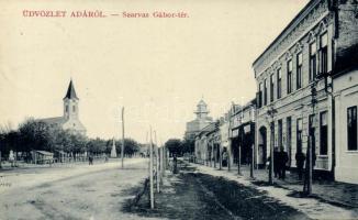 Ada, Szarvas Gábor tér / square