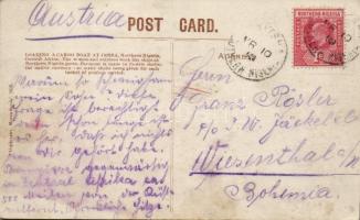 Jebba; Hausa women loading cargo boat, folklore