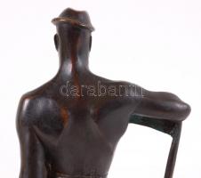 GM monogrammal: Arató. Bronz, m:21  cm