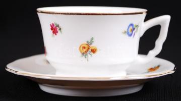 Hiányos, jelzett, pajzspecsétes Zsolnay kávéskészlet: 1db kiöntő, 5db kávéscsésze alátéttel. Virágmi...