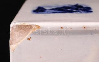 Teafű tartó kerámia doboz fém nyitóval, alján sérült, m:13 cm
