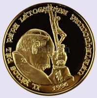 1996. "II. János Pál pápa látogatása Pannonhalmán" aranyozott emlékérem (42mm) T:PP