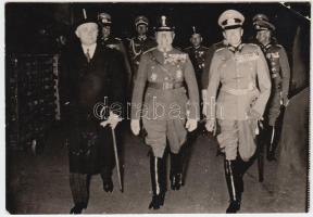 1939 Szójay Döme Heinrich Werth és más német tisztek társaságában Berlinben /  Döme Sztójay and German officers in Berlin 10x8 cm