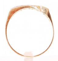 14K női arany (Au) gyűrű féldrágakövekkel / 
14ct gold ring with semi-precious stones, s: 50, br: 2,...