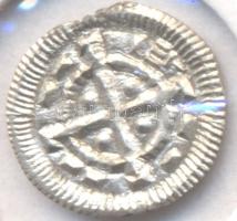 1131-41. Denár Ag "II.Béla" (2x) T:2
Unger I.:52,53., Huszár: 99, 102