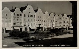 Schärding main square, Cafe Baumgartner, shop of Franz Pinter, pharmacy