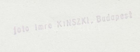 cca 1933 Kinszki Imre (1901-1945): Nádpallós kép. Vintage fotó, hátoldalán szerzői pecséttel jelzett...