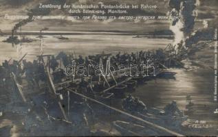 Pontoon bridge, Austro-Hungarian soldiers