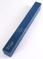 Eszter könyve. Helikon. Dísztokban. Eredeti másolata a Kaufmann gyűjteményben lévő Eszter tekercsről