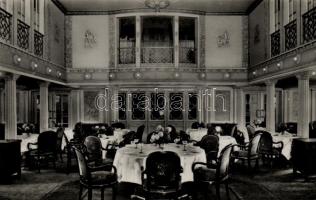 SS Deustchland, Hamburg-Amerika Linie, dining room interior