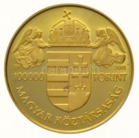 2001. 100.000Ft Au "Államalapító Szent István" (31.1g/0.986) T:exPP(halvány felületi karco...