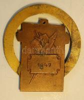 1949. "MEFESZ-ökölvívás" bronz T:2