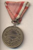 1917. "Károly Arany Vitézségi Érem" aranyozott Br kitüntetés mellszalagon, BRONZ jelzés pe...