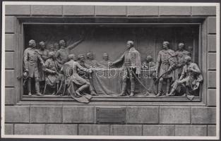 1920-30 2db fotó a Magyar Tudományos Akadémia díszterméről és alapításának domborművéről az MTA falá...