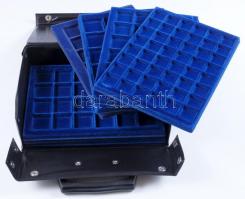 Kisalakú műbőr csatos éremtartó koffer 4x48, 3x24 és 1x20db érem tárolására alkalmas éremtartó tálcá...