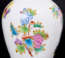 Herendi Viktória mintás lámpatest, kézzel festett, jelzett, hibátlan, m:28 cm, szerelékkel m:52 cm