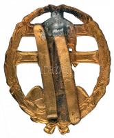 II.V.H. "Csapattiszti jelvény" jelzés nélkül T:2 (javított rögzítőpánt)
Hungary 2nd World ...