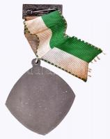 NSZK 1973-74. 3db sport és turisztikai jelvény szalaggal T:2
GFR 1973-74. 3 different badges with ri...