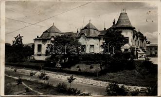 Beregszász casino, pharmacy (fl)