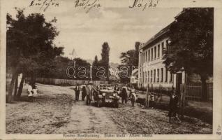 Mezőkaszony, school, automobile