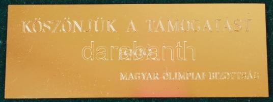1999 Magyar Olimpiai Bizottság támogatói díja. Díszszablya fémből, és bársonyból, XVIII. sz-i minta ...