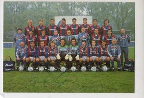 Eintracht Frankfurt képeslap Détári Lajos labdarugó aláírásával