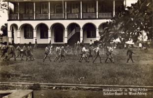 Militärkapelle in West-Afrika foto AK