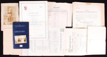 cca 1900-1945 Okmány tétel, benne névmagyarosítási és állampolgársági iratok